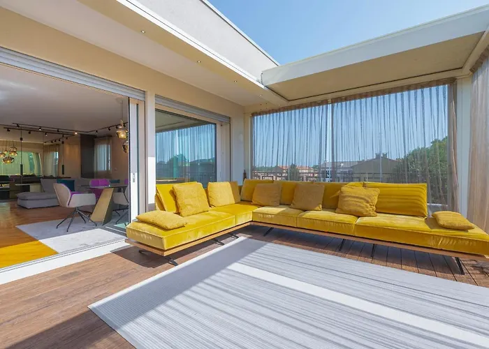 Venice New Luxury Penthouse - Free Parking And Roof Terrace