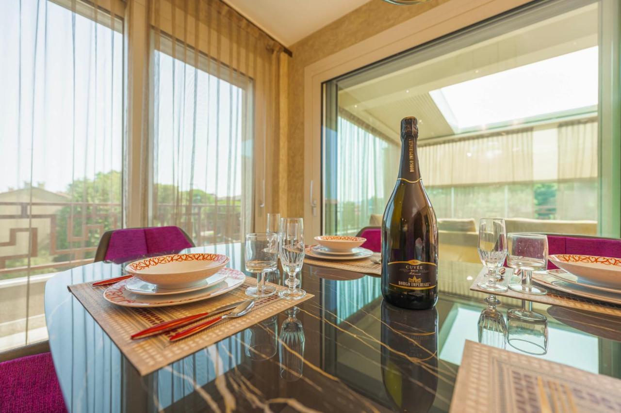 Venice New Luxury Penthouse - Free Parking And Roof Terrace