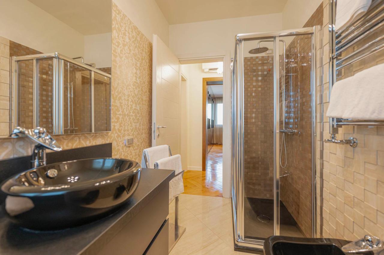 Apartamento Venice New Luxury Penthouse - Free Parking And Roof Terrace Mestre